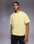 [ASOS] 4505 heavyweight cotton boxy cropped training t-shirt with quick dry finish in yellow M Lemon Yellow