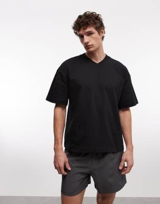 4505 Heavyweight Cotton Boxy Drop Shoulder V Neck T-shirt With Quick Dry Finish In Black