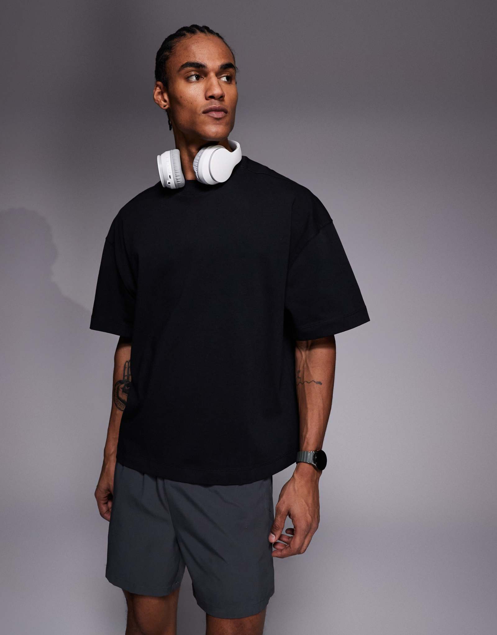 4505 плотная хлопковая футболка свободного кроя с заниженными плечами и быстросохнущей отделкой черного цвета