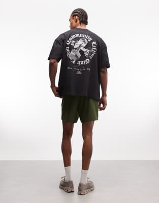 4505 Heavyweight Cotton Oversized T-shirt With Back Graphic And Quick Dry Finish In Black