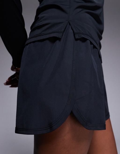 4505 high waist woven running shorts with zip phone pocket in black, 4 of 5