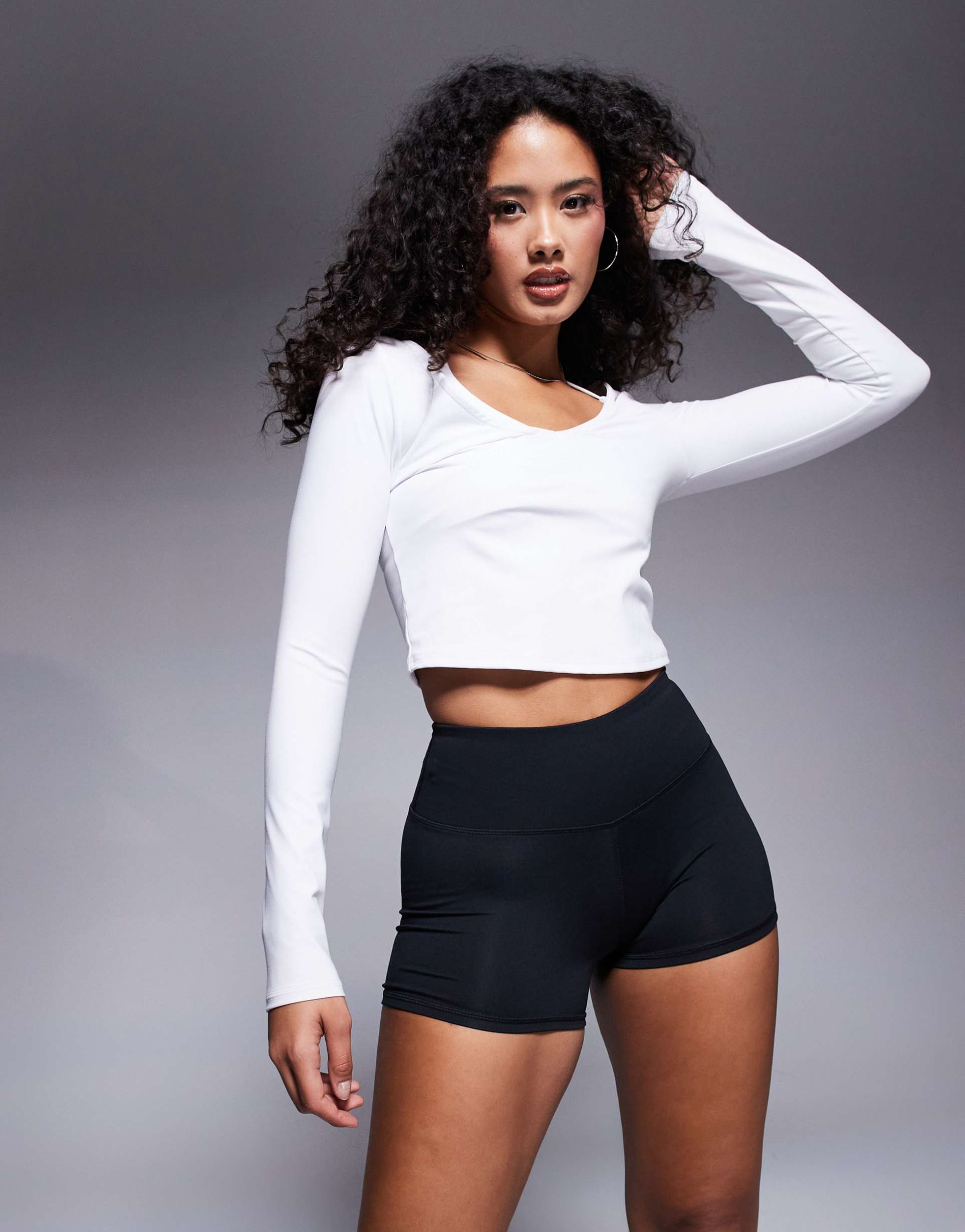 4505 hourglass icon 3 inch soft touch quick dry booty shorts in black