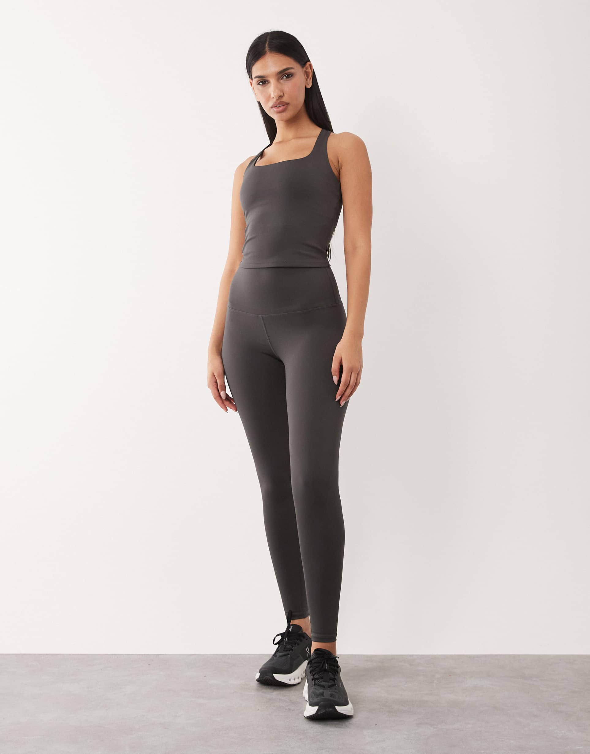 4505 hourglass icon active booty sculpt high waist gym leggings with inner pocket in smoke gray
