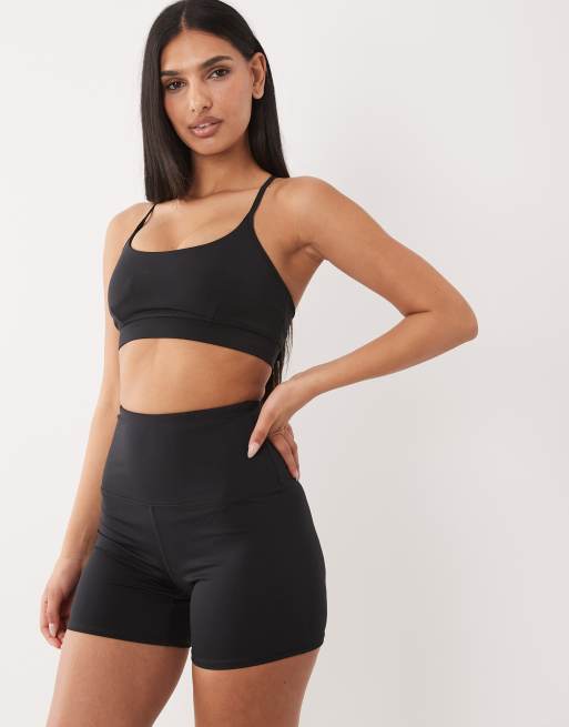 4505 Hourglass Icon active high waist 5 inch legging short with zip phone pocket in black, 4 of 5