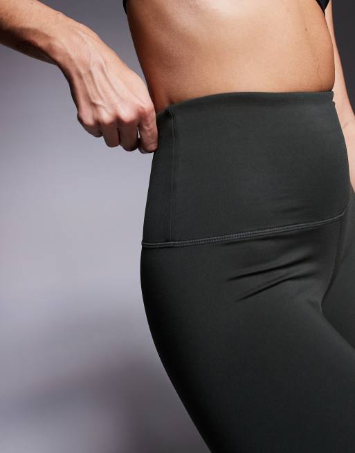 4505 Hourglass – Icon Active – Modelujące legginsy sportowe z podwyższonym stanem i wewnętrzną kieszenią w kolorze khaki, 5 z 5