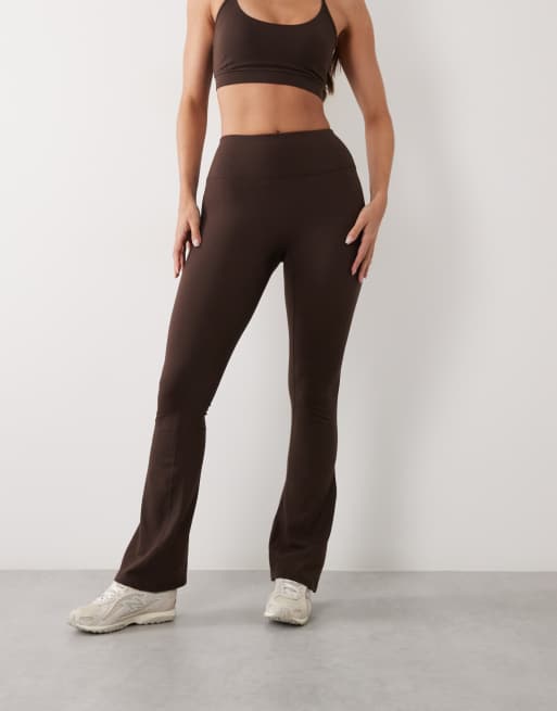4505 Hourglass - Icon - Bløde chokoladefarvede højtaljede smalle yogaleggings, 2 af 5