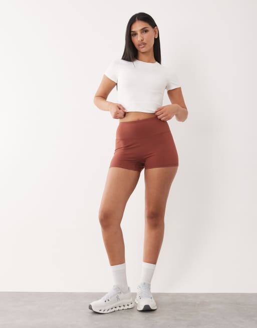 4505 - Hourglass - Icon - Korte zachte short van 3 inch met hoge taille in amber, 3 van 5