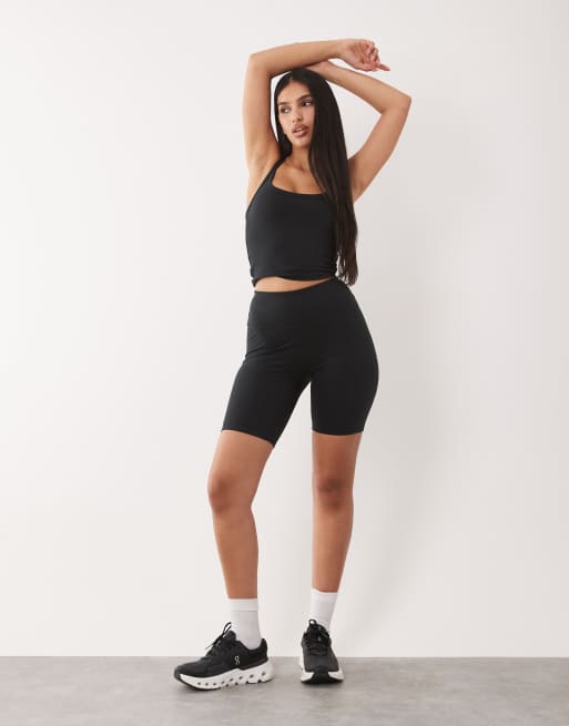 4505 Hourglass Icon soft touch high waist 8 inch legging shorts in black, 3 of 5