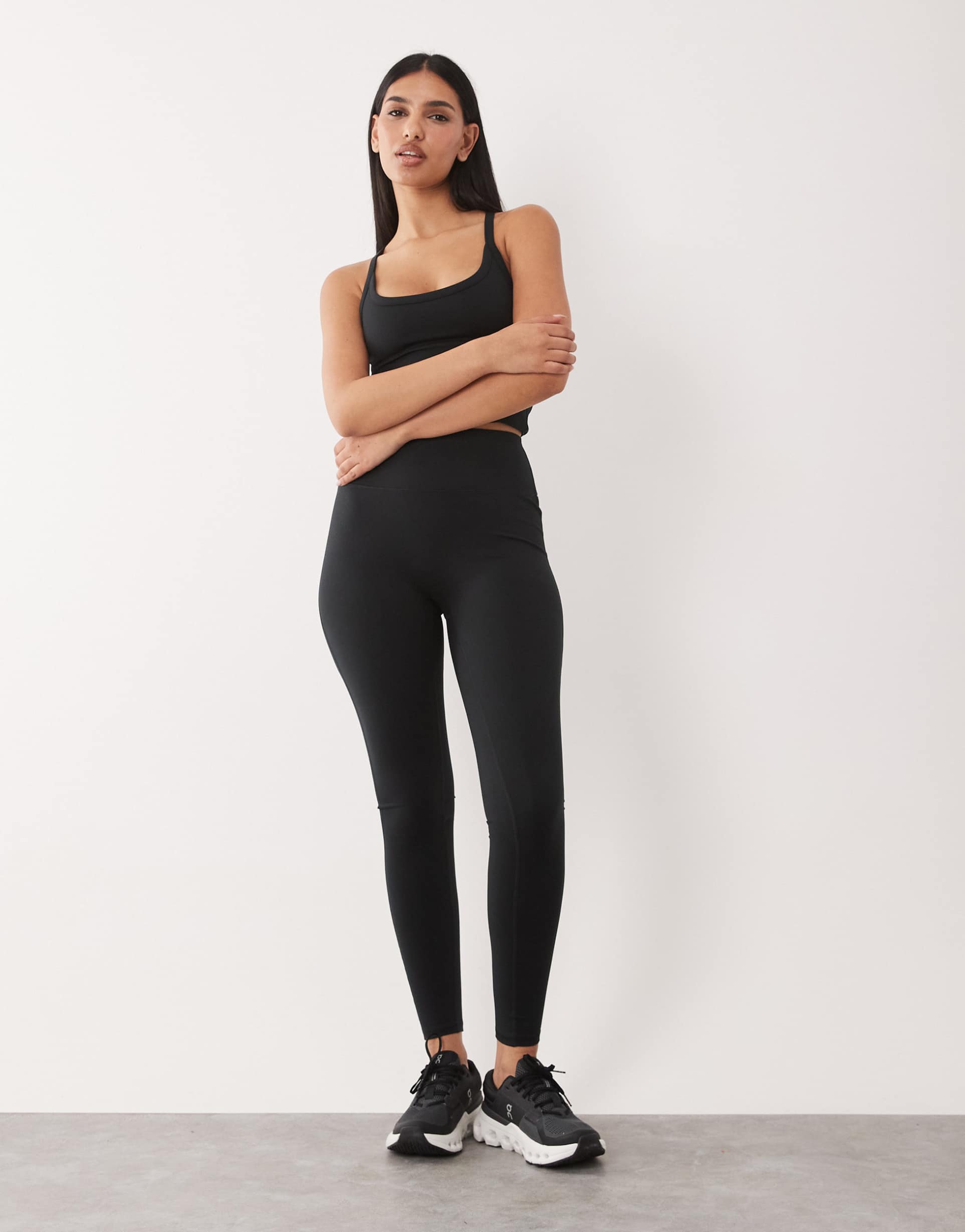 4505 hourglass icon soft touch high waist slim kick yoga leggings in black