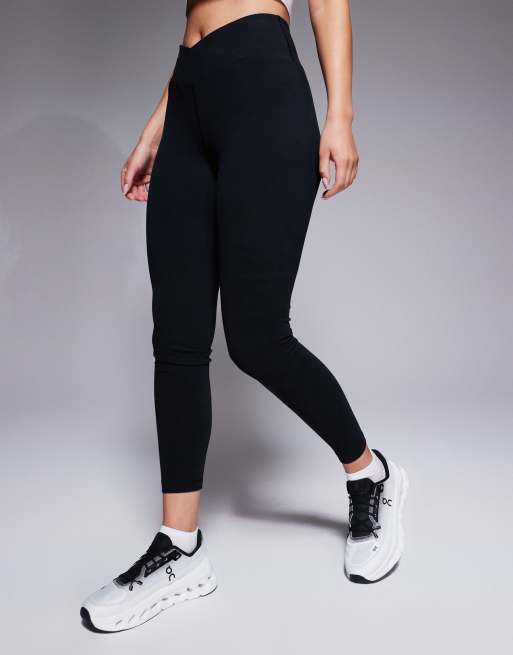 4505 Hourglass Icon soft touch wrap waist yoga leggings in black, 3 of 5