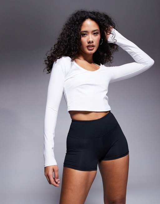 4505 Hourglass - Icon - Sorte og bløde 3-tommershorts i booty-stil i hurtigttørrende materiale 