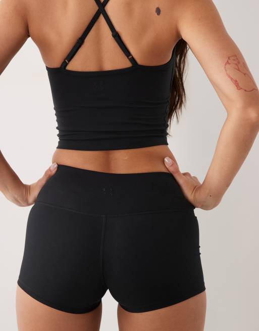 4505 Hourglass – Icon – Weiche Booty-Shorts in Schwarz mit hohem Bund, 8 cm Schrittlänge, 4 von 5