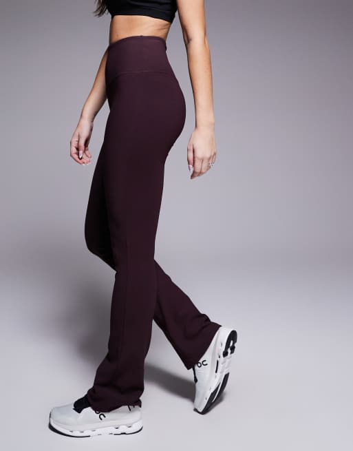 4505 Hourglass micro rib slim kick high waist yoga leggings in fig, 4 of 5