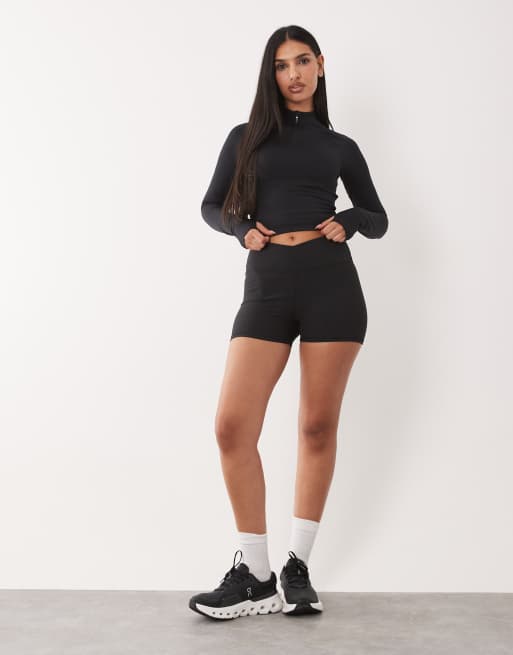 4505 Hourglass - Sorte 8 cm booty-shorts med slå-om-talje i mikro-ribstrik, 3 af 5