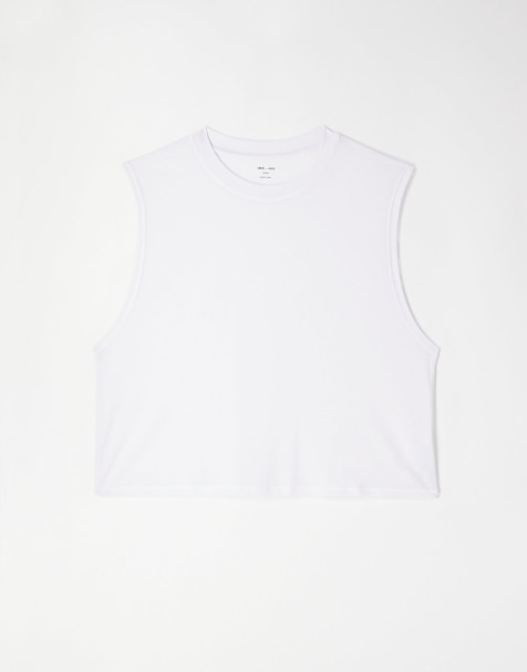 4505 - Hvid cropped tanktop i mesh med hurtigttørrende egenskaber til træning - view 1