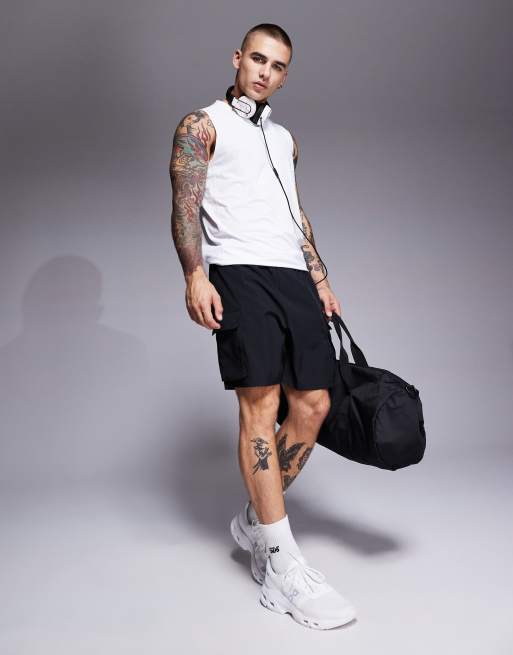 4505 Icon 18cm quick dry training cargo shorts in black 