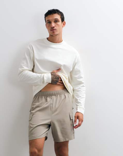 4505 Icon 18cm quick dry training cargo shorts with zip pockets in greige - view 1
