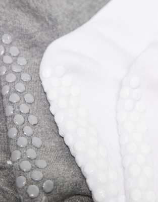 4505 Icon 2 Pack Non Slip Grip Pilates Crew Socks In Multi