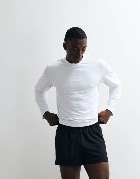 4505 Icon 3 inch quick dry running shorts with back phone pocket in black