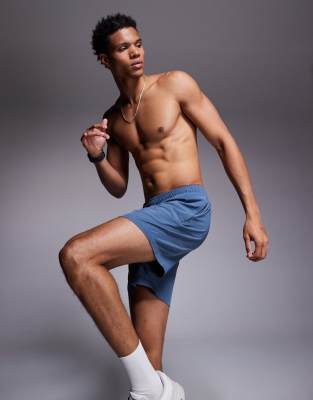 4505 Icon 5 Inch Quick Dry Training Shorts With Zip Pockets In Blue