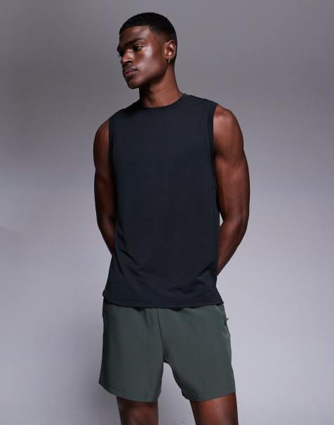 4505 Icon 5 inch quick dry training shorts with zip pockets in dark green - view 1