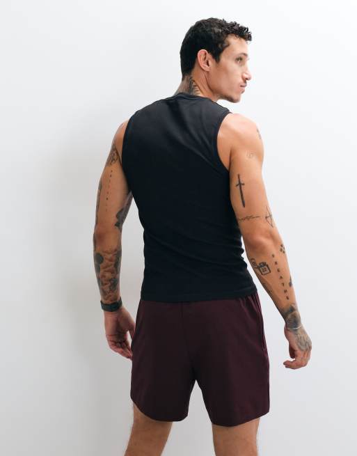 4505 Icon 5 inch quick dry training shorts with zip pockets in maroon, 2 of 5