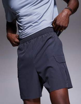 4505 Icon 7 inch quick dry training cargo shorts in charcoal-Grey