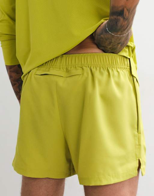 4505 Icon 8cm quick dry running shorts with back phone pocket in apple green, 3 of 5
