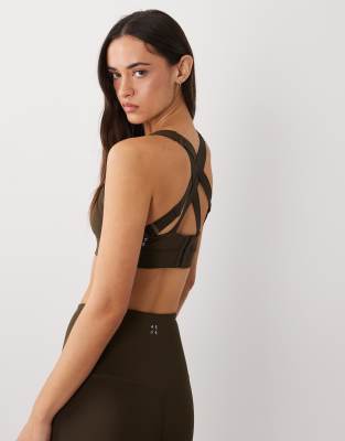 4505 Icon active high support sports bra with removable padding and adjustable straps in coffee-Brown