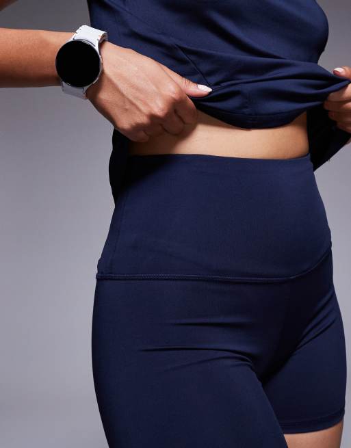 4505 Icon active high waist 13cm legging shorts with zip phone pocket in deep navy, 3 of 5