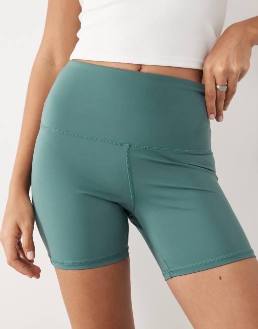 4505 Icon active high waist 13cm legging shorts with zip phone pocket in sage, 3 of 5