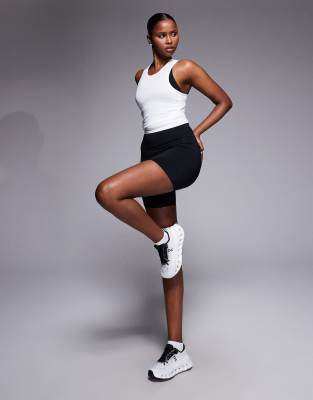 4505 Icon Active High Waist 5 Inch Legging Short With Zip Phone Pocket In Black