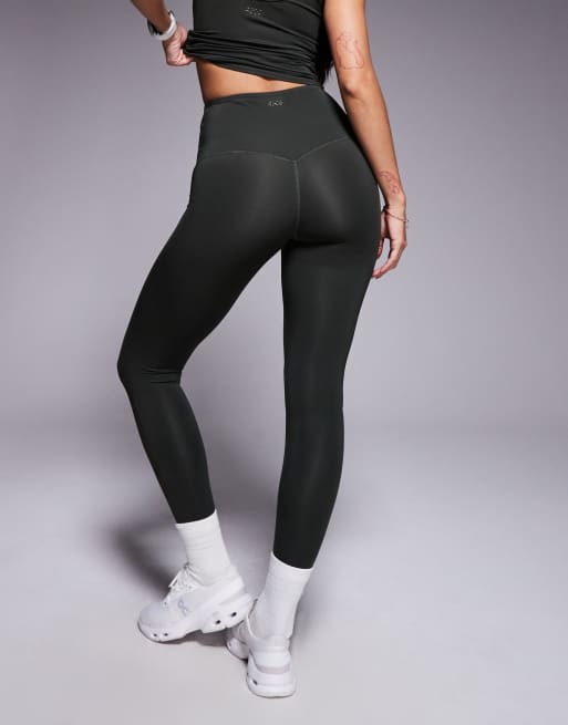 4505 - Icon Active - Leggings da palestra a vita alta kaki modellanti sul retro con tasca interna, 4 di 5