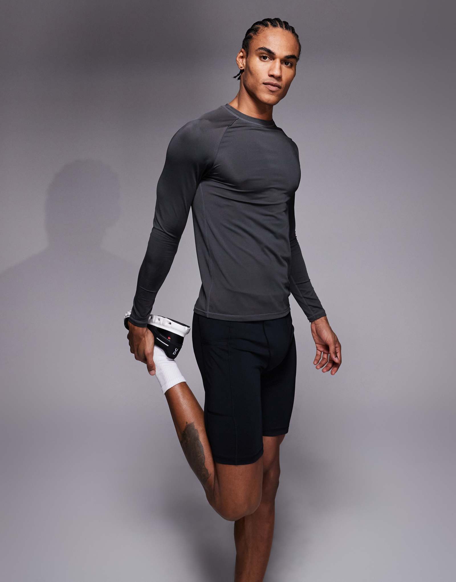 4505 Icon активные быстросохнущие тренировочные шорты с базовым слоем в обтяжку и карманом для телефона черного цвета