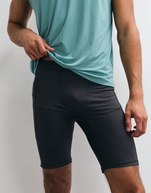 4505 Icon active quick dry base layer training half tight with phone pocket in dark gray, 4 of 5
