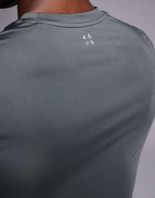 4505 Icon active quick dry muscle fit base layer training t-shirt in dark grey, 4 of 5