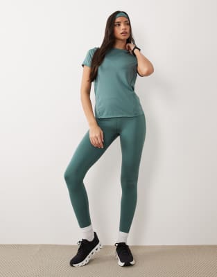 4505 Icon Active Quick Dry Performance T-shirt In Green