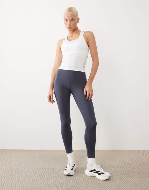 4505 Icon Active Quick-Dry Racerback-Top in Weiß - view 1