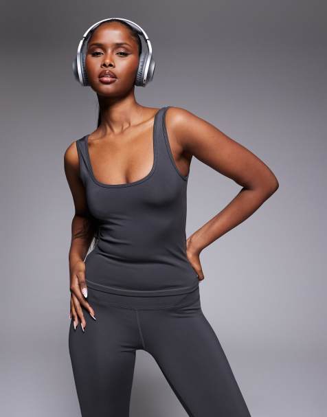 4505 Icon active slightly cropped vest in smoke grey