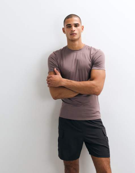 4505 Icon active t-shirt d’entraînement première couche moulant à séchage rapide en marron taupe - view 1