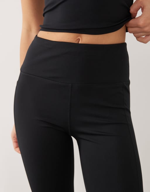 4505 Icon active tie waist run legging with phone pocket in black, 3 of 5