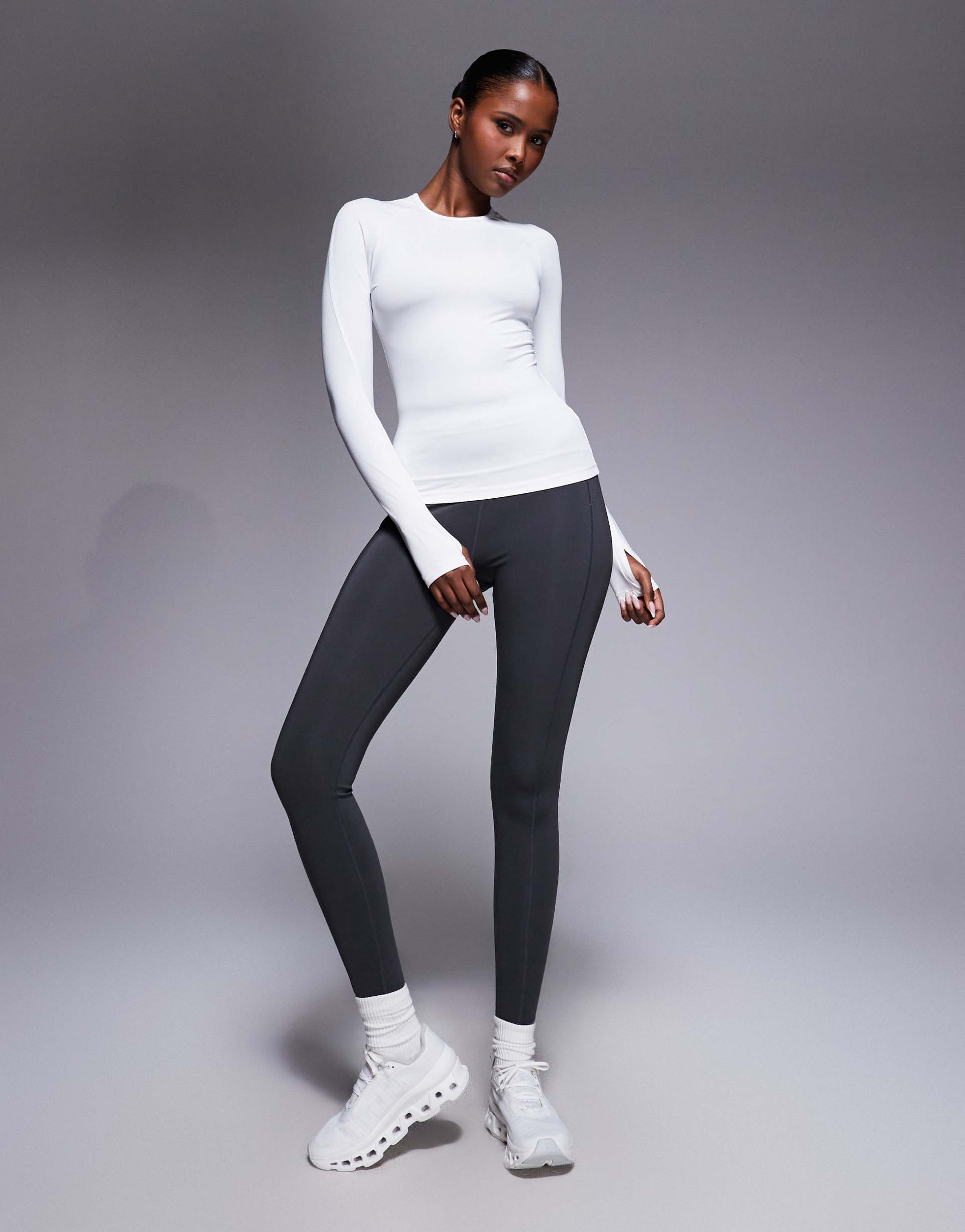 4505 icon active tie waist running leggings with phone pocket in dark gray