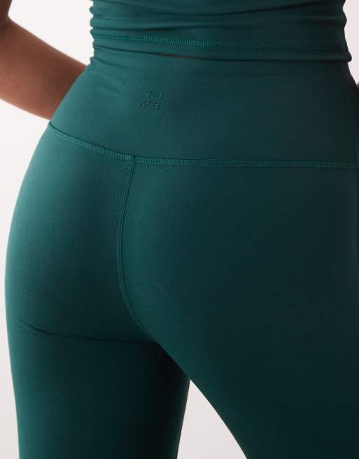 4505 - Icon - Bløde mørkegrønne slim-yogaleggings med høj talje og svaj, 5 af 5