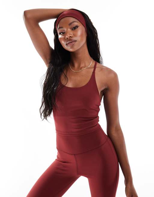 4505 - Icon - Bordeaux blød yoga-top med cami-stropper og indvendig sports-BH 