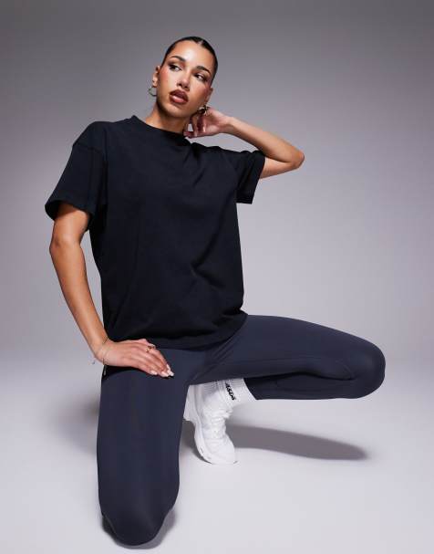 4505 Icon boxy heavyweight cotton t-shirt with quick dry finish in washed black - view 1