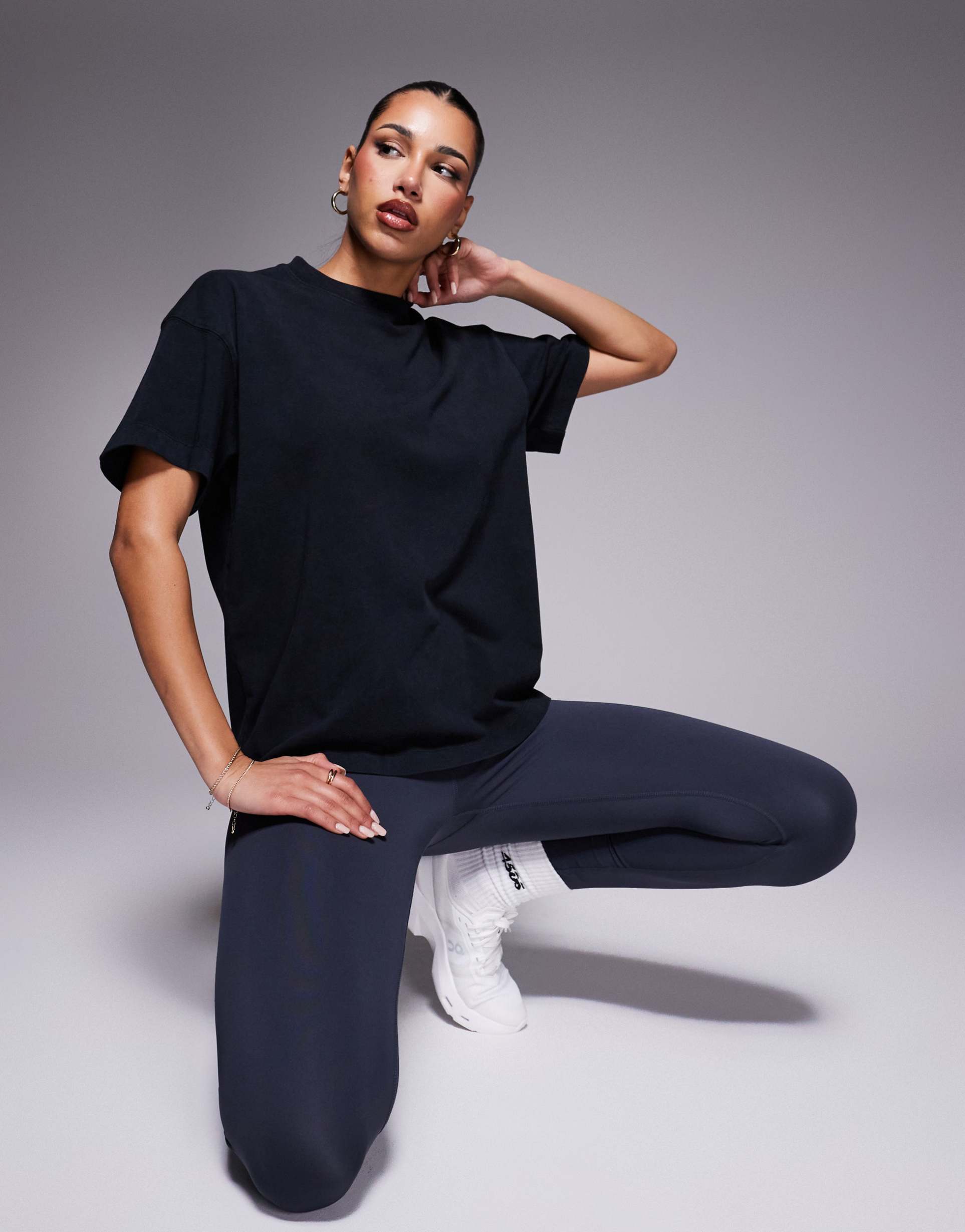 4505 icon boxy heavyweight cotton t-shirt with quick dry finish in washed black