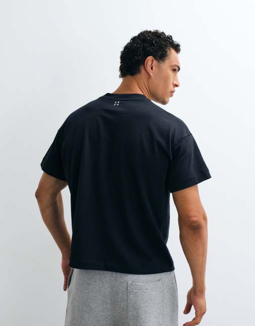 4505 Icon camiseta de algodón grueso de corte boxy encogido con acabado de secado rápido en negro, 4 de 5