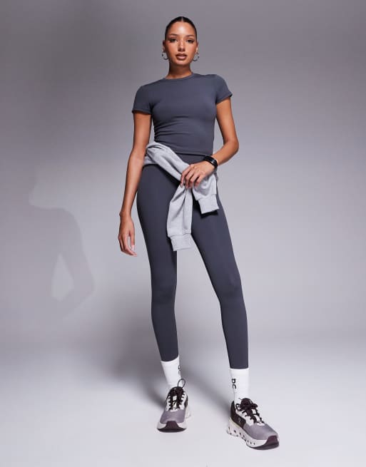 4505 – Icon – Ciemnoszare miękkie legginsy sportowe do jogi 