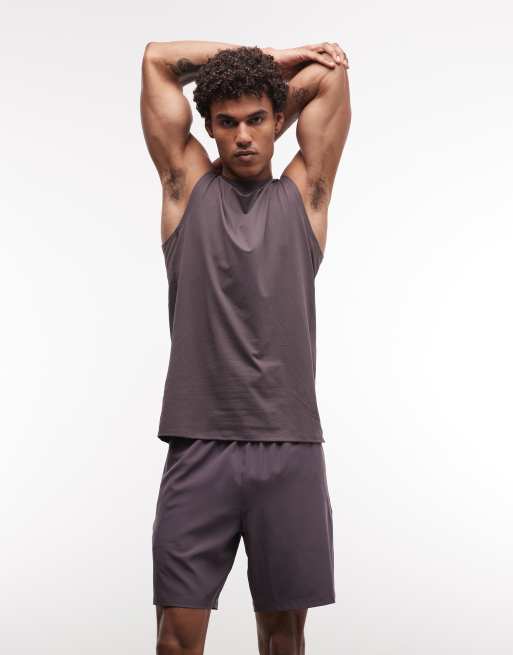4505 Icon quick dry mesh training in storm grey, 2 z 3