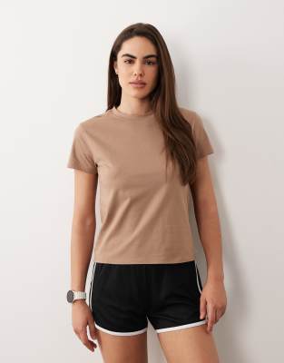 4505 Icon Cotton Boxy T-shirt With Quick Dry Finish In Brown